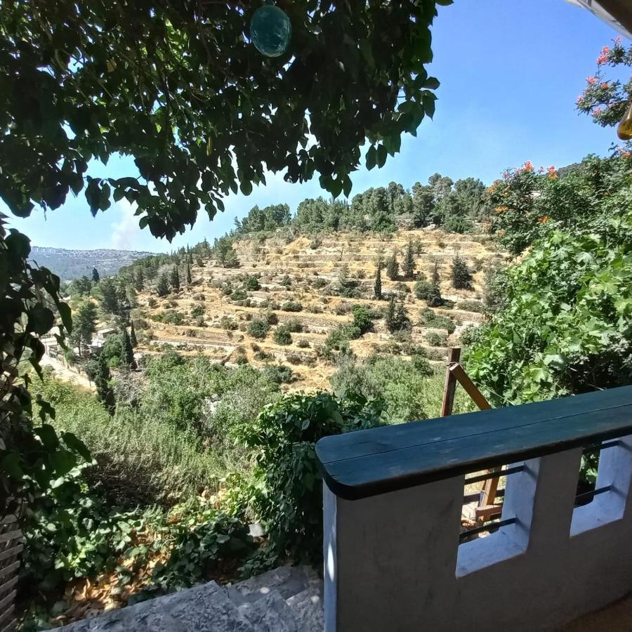 View Of The Valley Guest House Jérusalem Extérieur photo