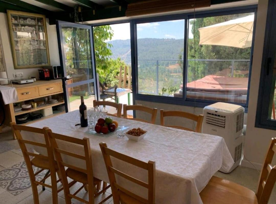 View Of The Valley Guest House Jérusalem Chambre photo